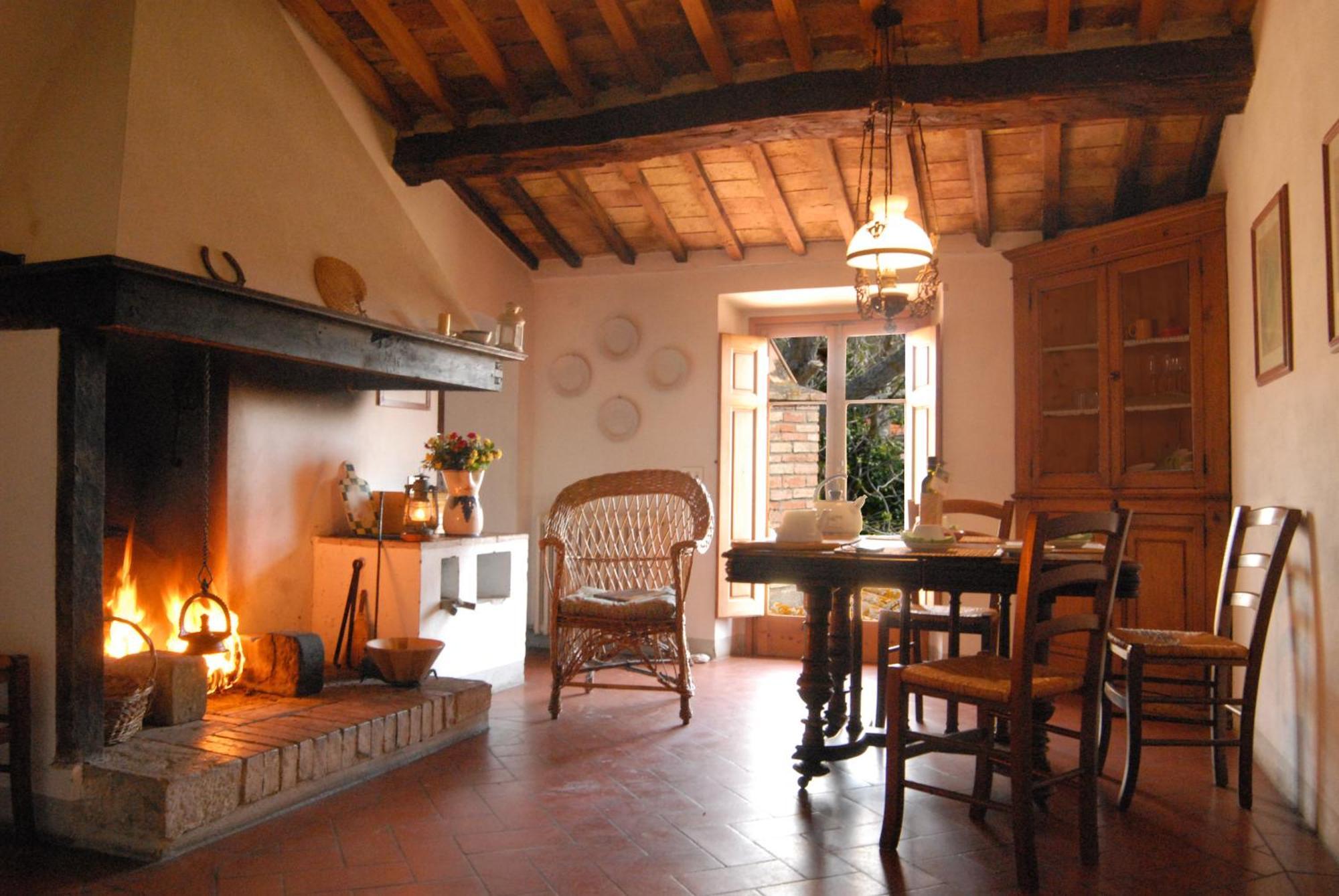 Pieve Di Caminino Historic Farm Villa Podere Caminino Luaran gambar