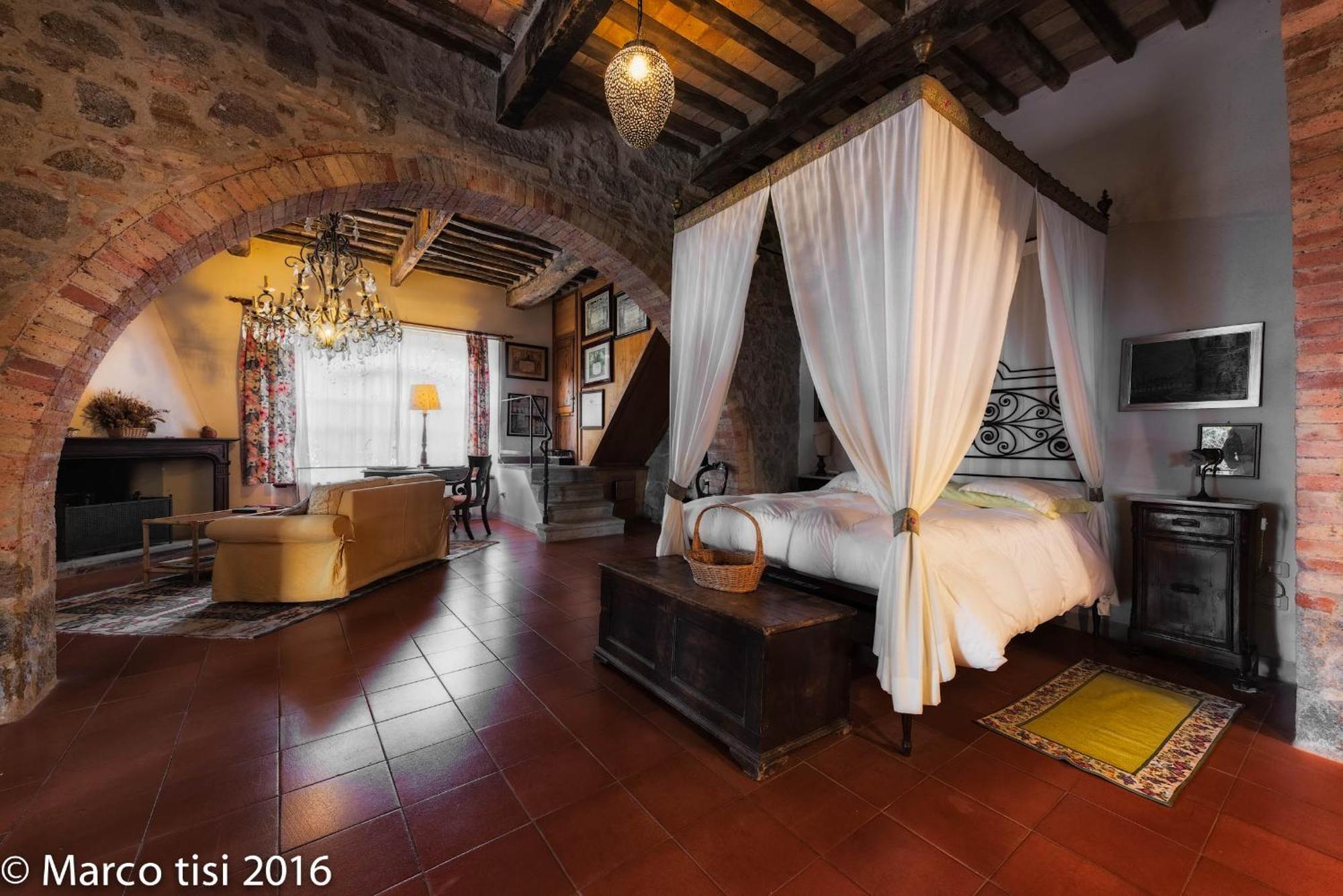 Pieve Di Caminino Historic Farm Villa Podere Caminino Bilik gambar